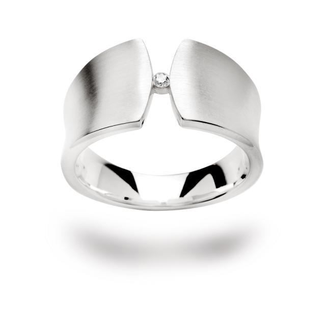 925/- Ring, rho. matt., Brillant 0,04ct W-SI