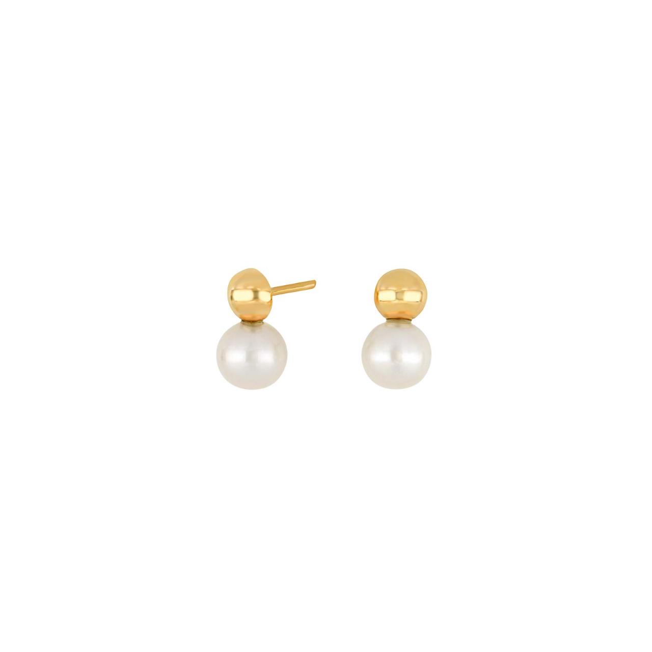 8ct. gold earrings w/freshwaterpearls 